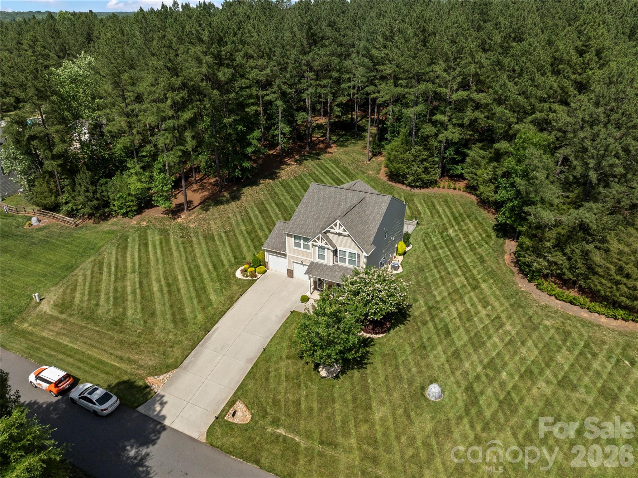 8122 Mossy Rock Road — Waxhaw