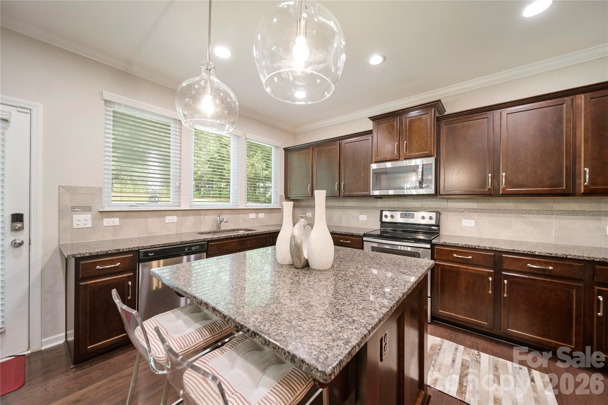 8122 Mossy Rock Road — Waxhaw
