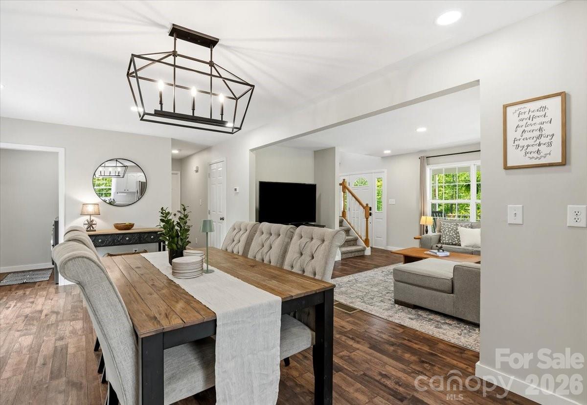 714 River Bend Drive — Mars Hill