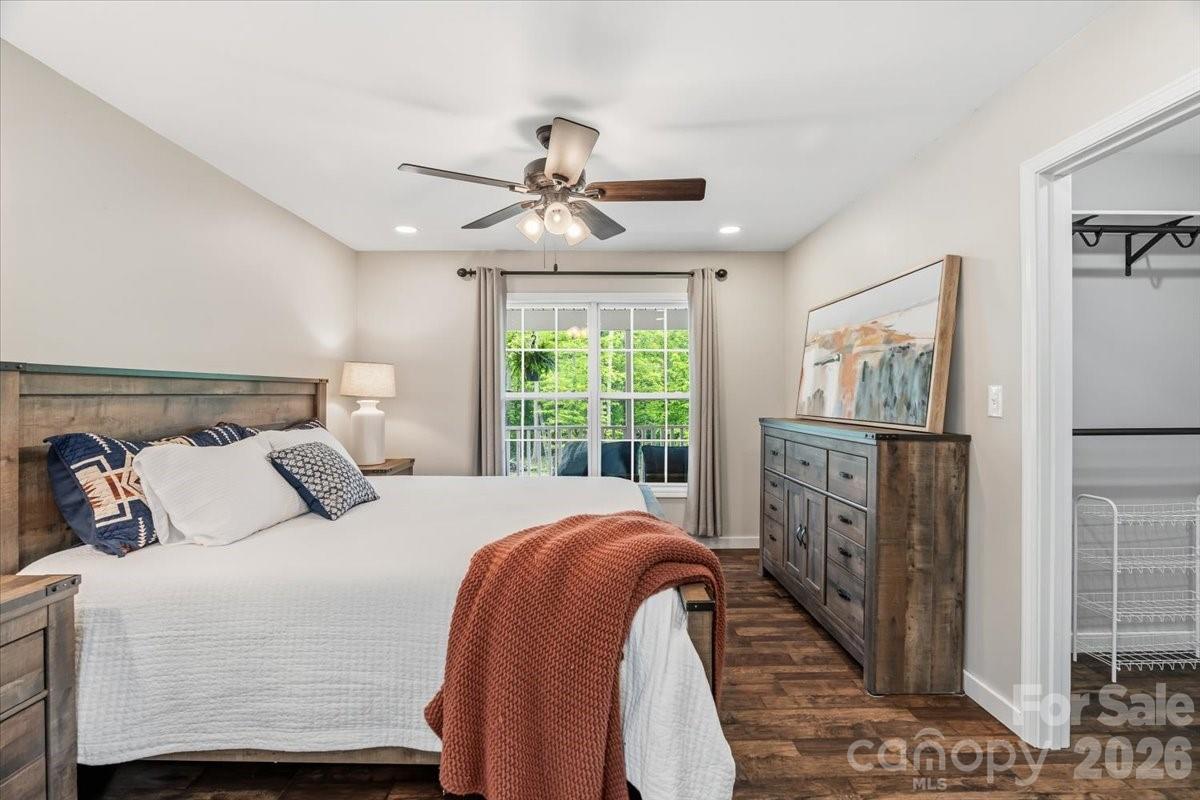 714 River Bend Drive — Mars Hill
