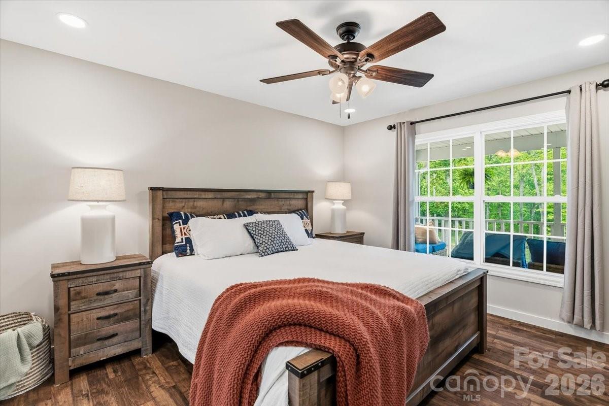 714 River Bend Drive — Mars Hill