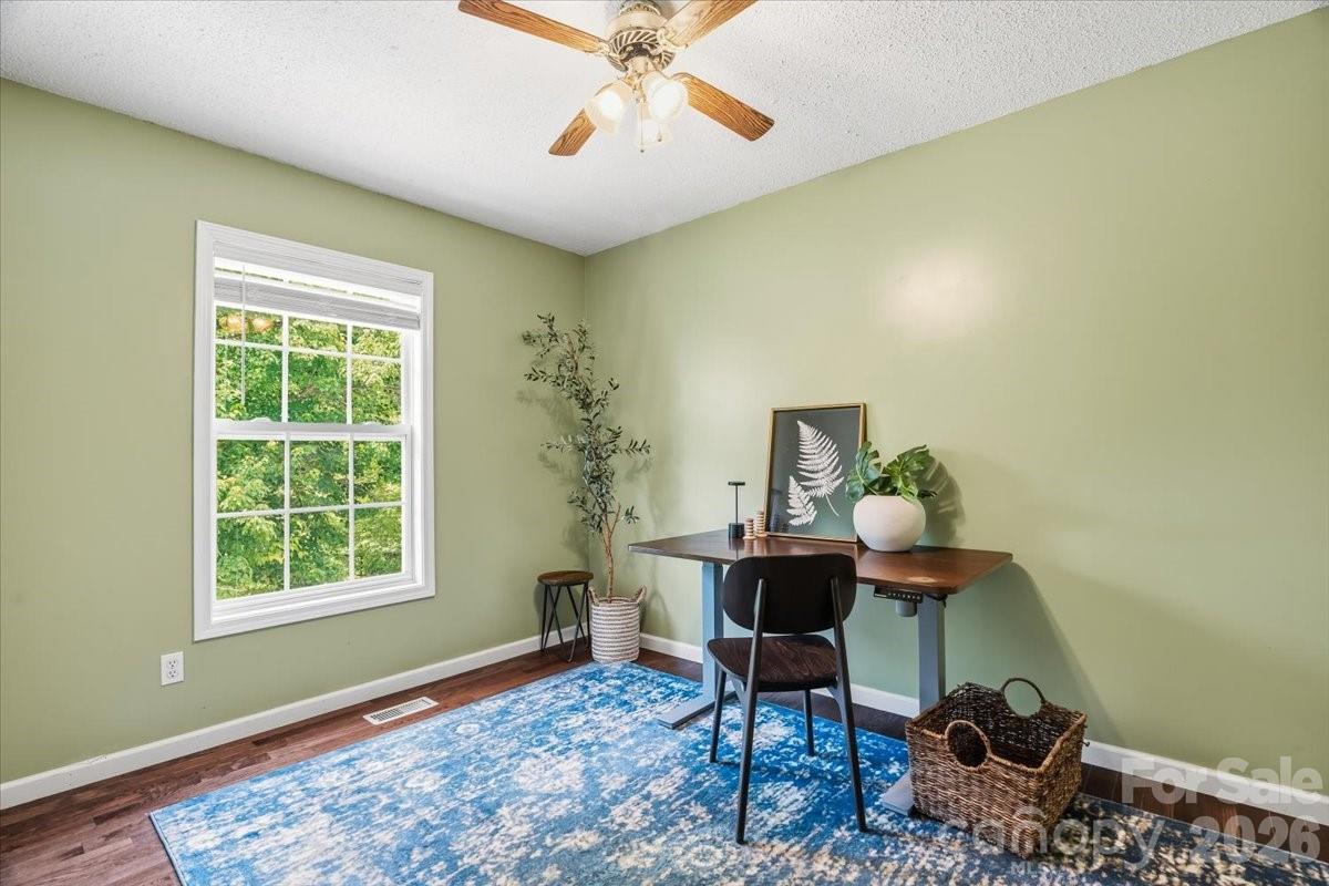 714 River Bend Drive — Mars Hill
