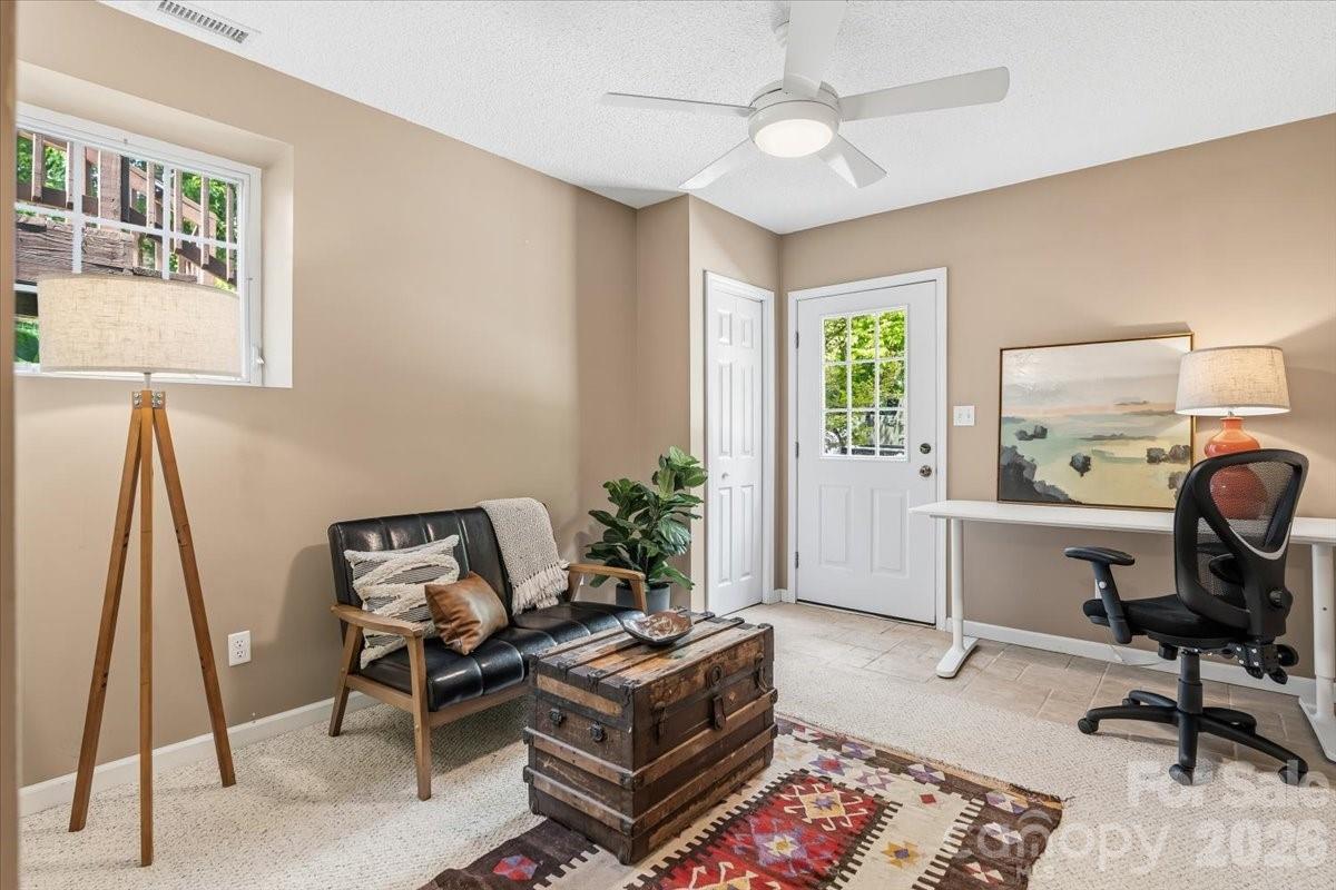 714 River Bend Drive — Mars Hill