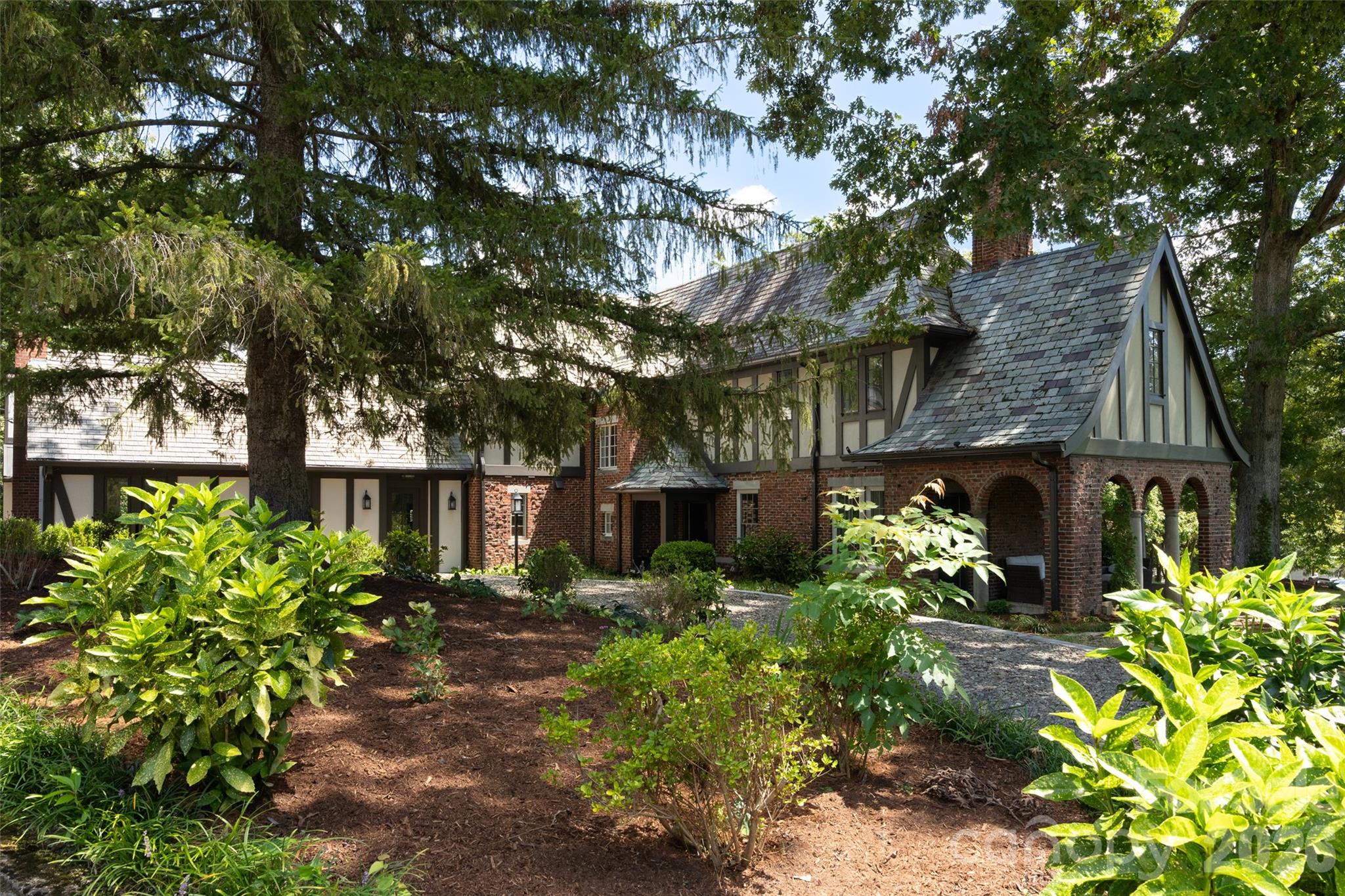 72 Windsor Road — Asheville