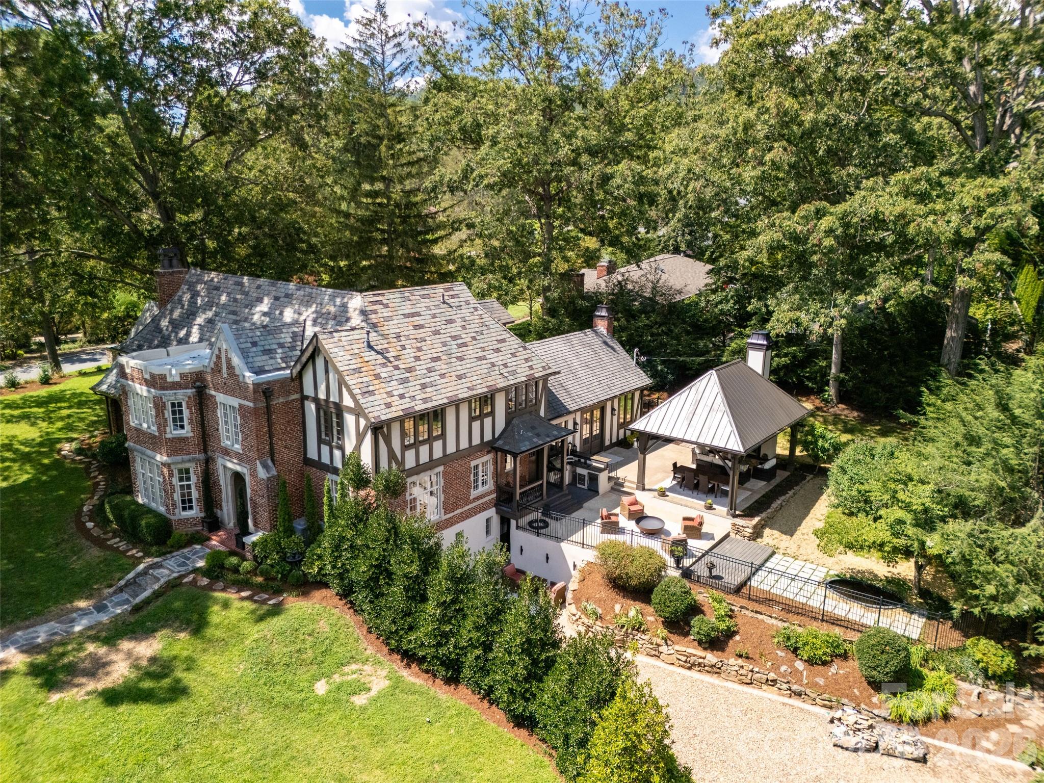 72 Windsor Road — Asheville