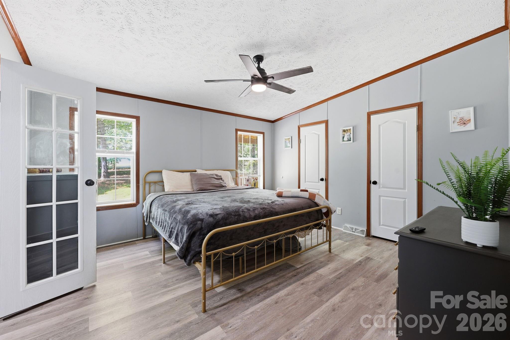 545 Campbell Road — Woodleaf