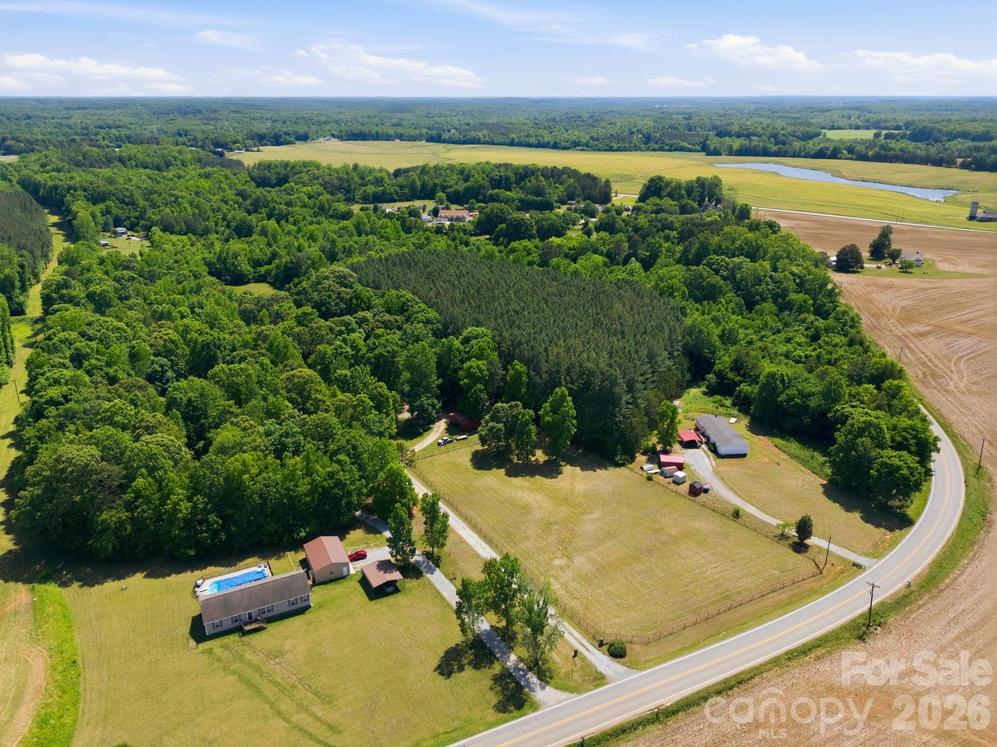 545 Campbell Road — Woodleaf