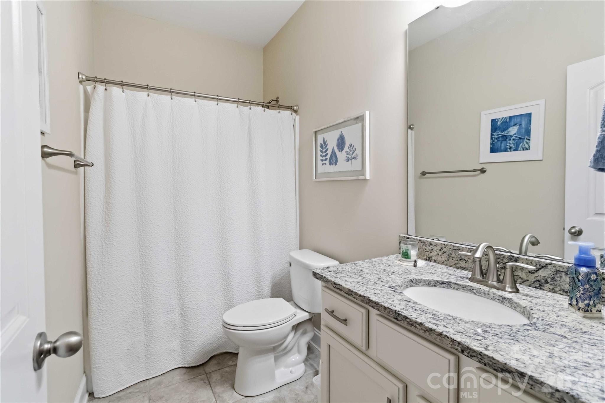 125 Annatto Way — Tega Cay