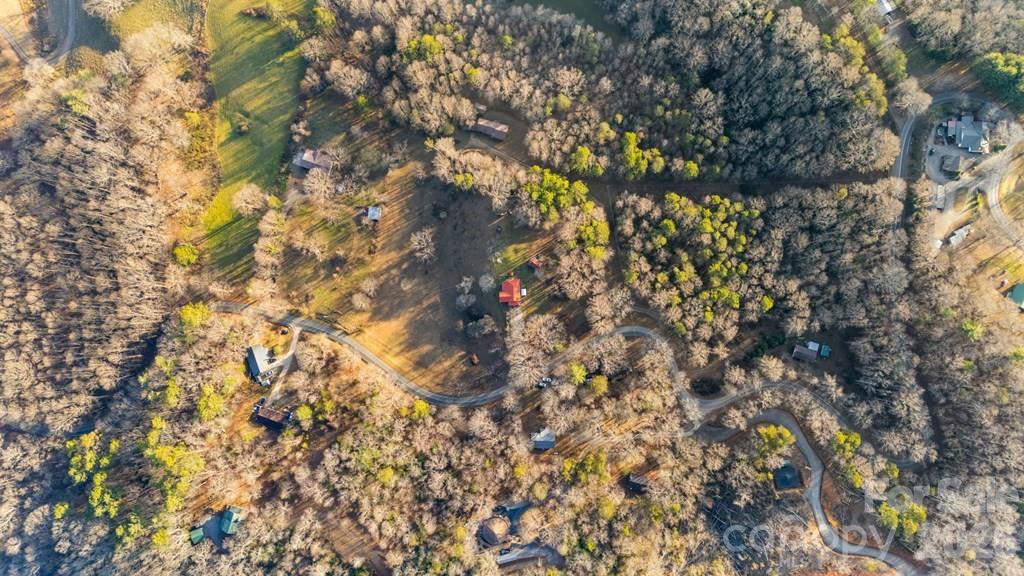337 Town Mountain Road — Hayesville
