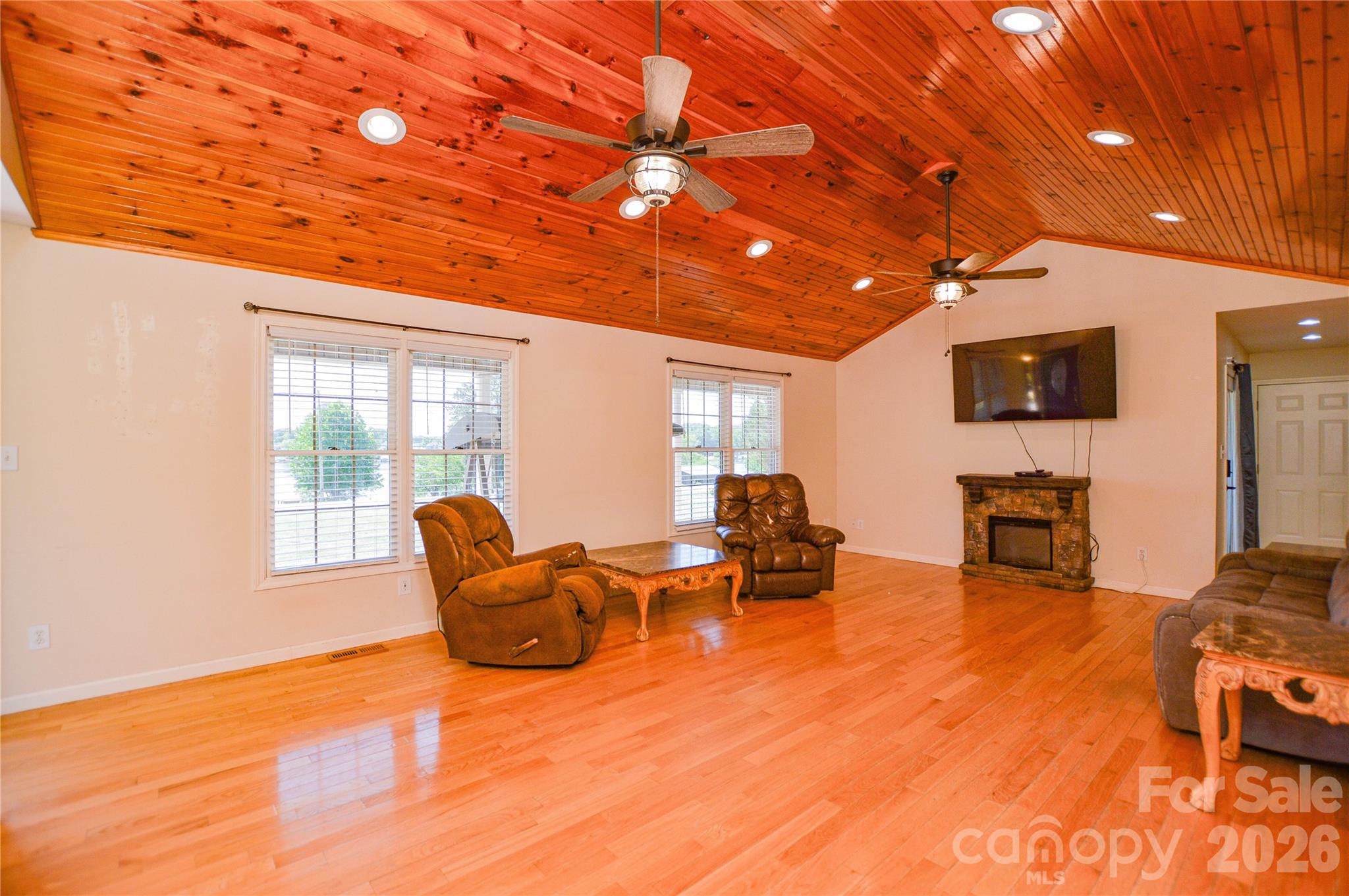 365 Wildlife Club Lane — Taylorsville