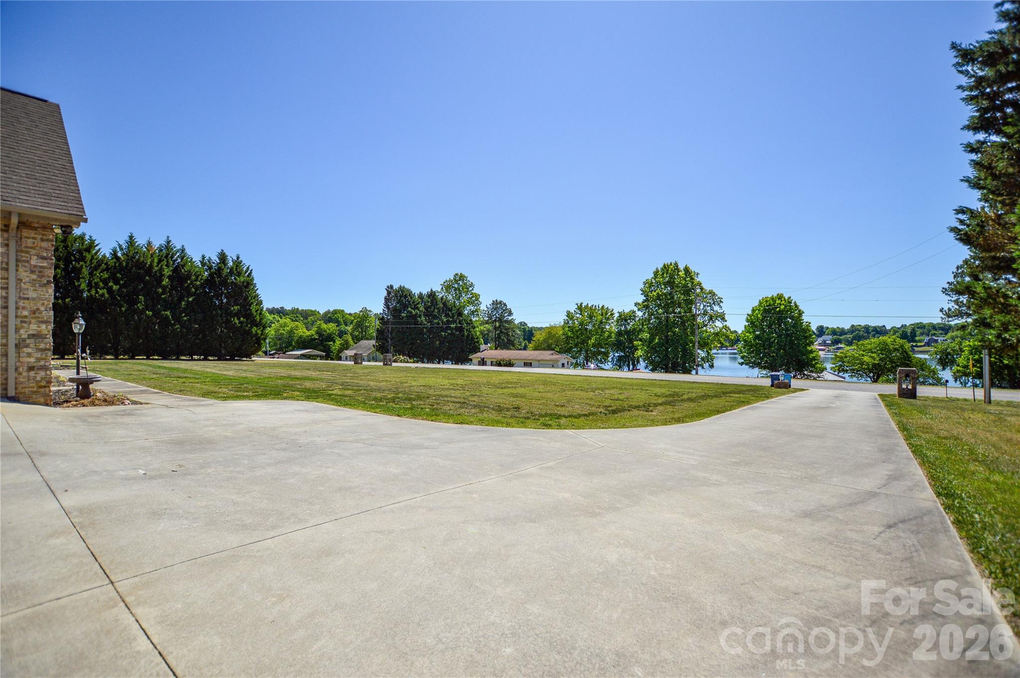 365 Wildlife Club Lane — Taylorsville