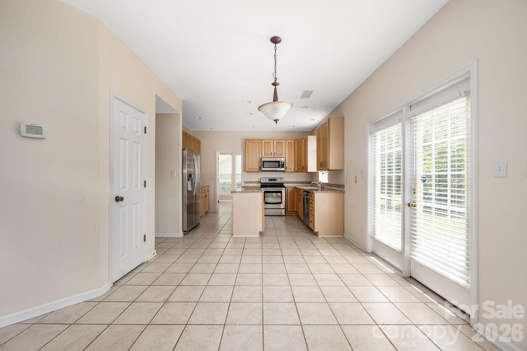 9512 Autumn Applause Drive — Charlotte