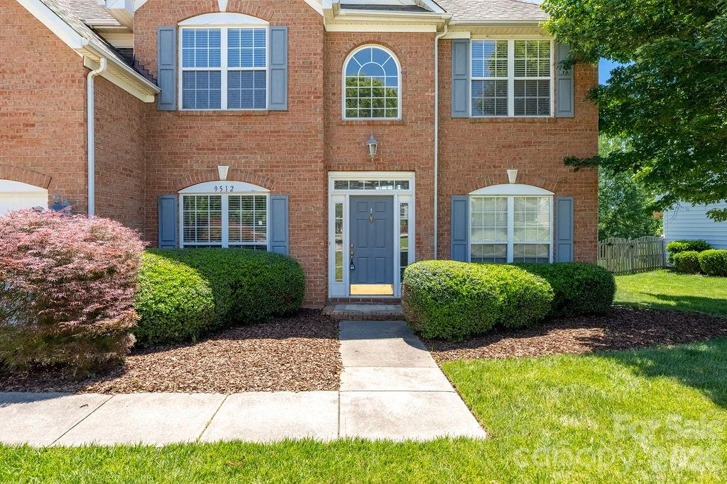 9512 Autumn Applause Drive — Charlotte