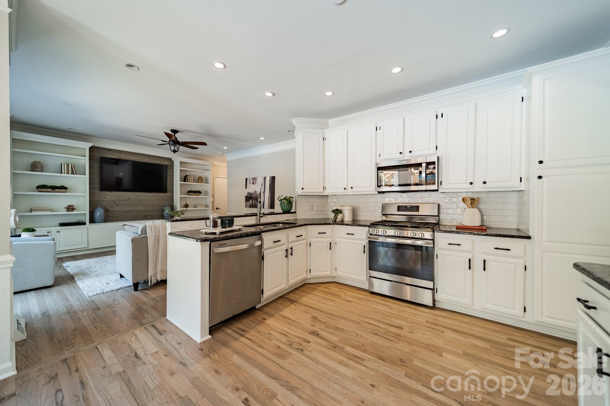 7240 Cobblecreek Drive — Matthews