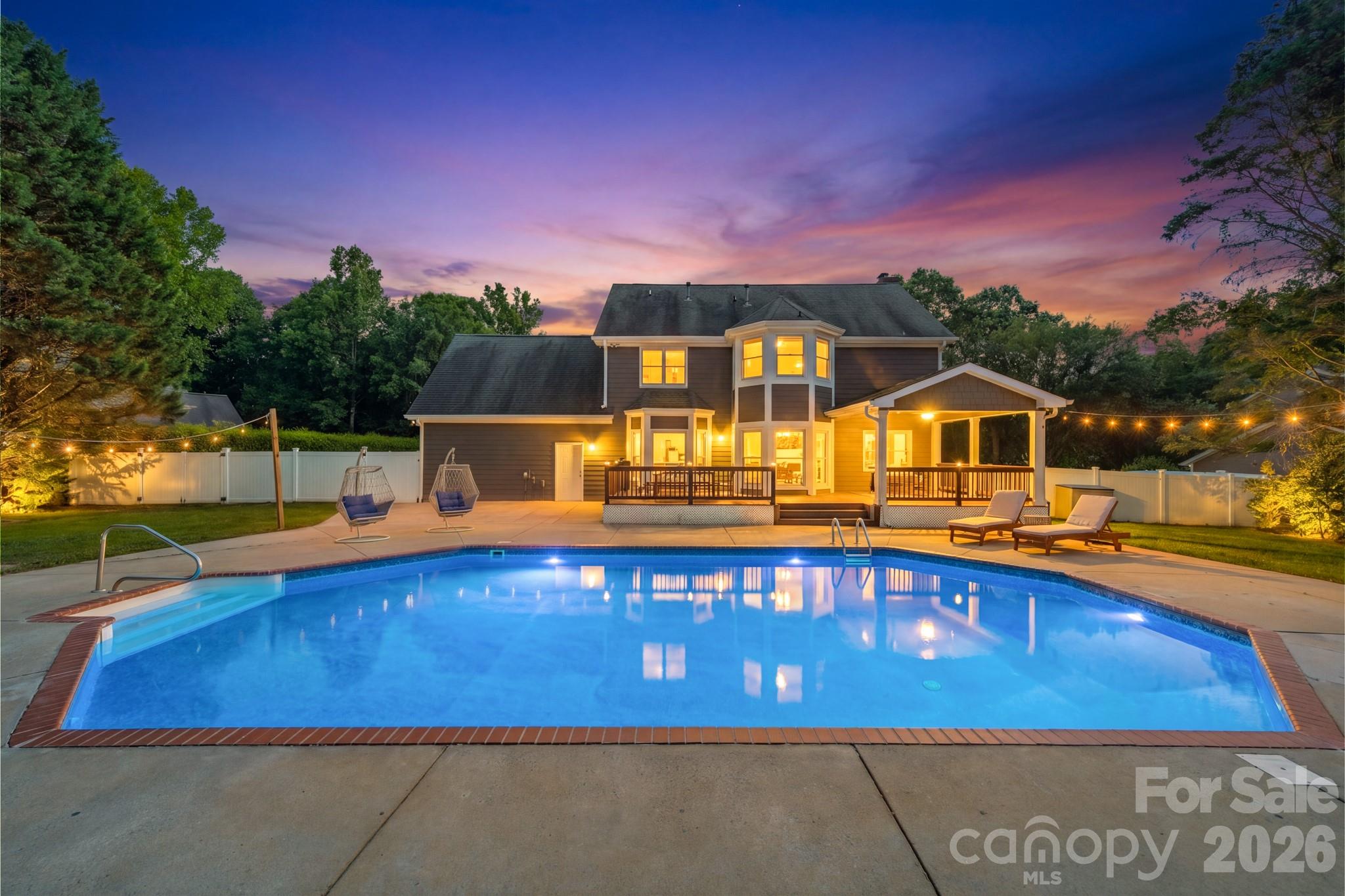 7240 Cobblecreek Drive — Matthews