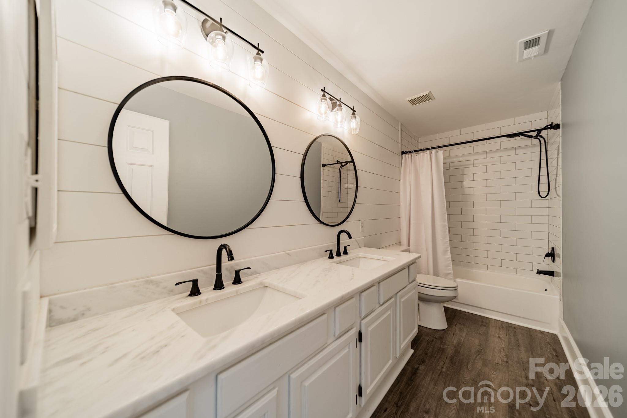 7240 Cobblecreek Drive — Matthews
