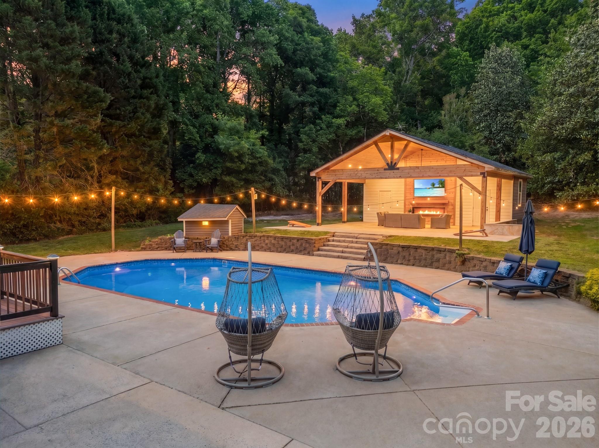 7240 Cobblecreek Drive — Matthews