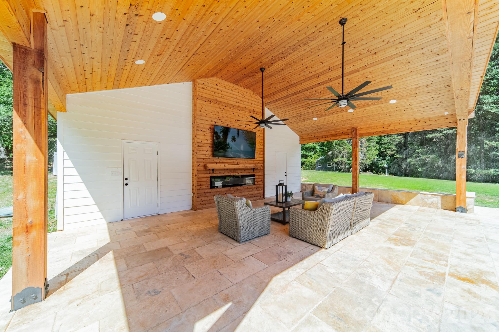 7240 Cobblecreek Drive — Matthews