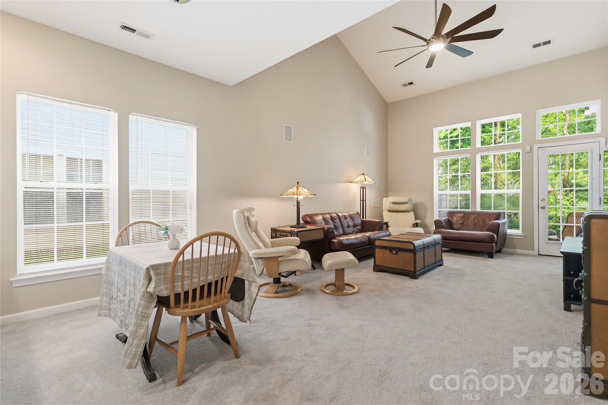 3866 Carl Parmer Drive — Harrisburg