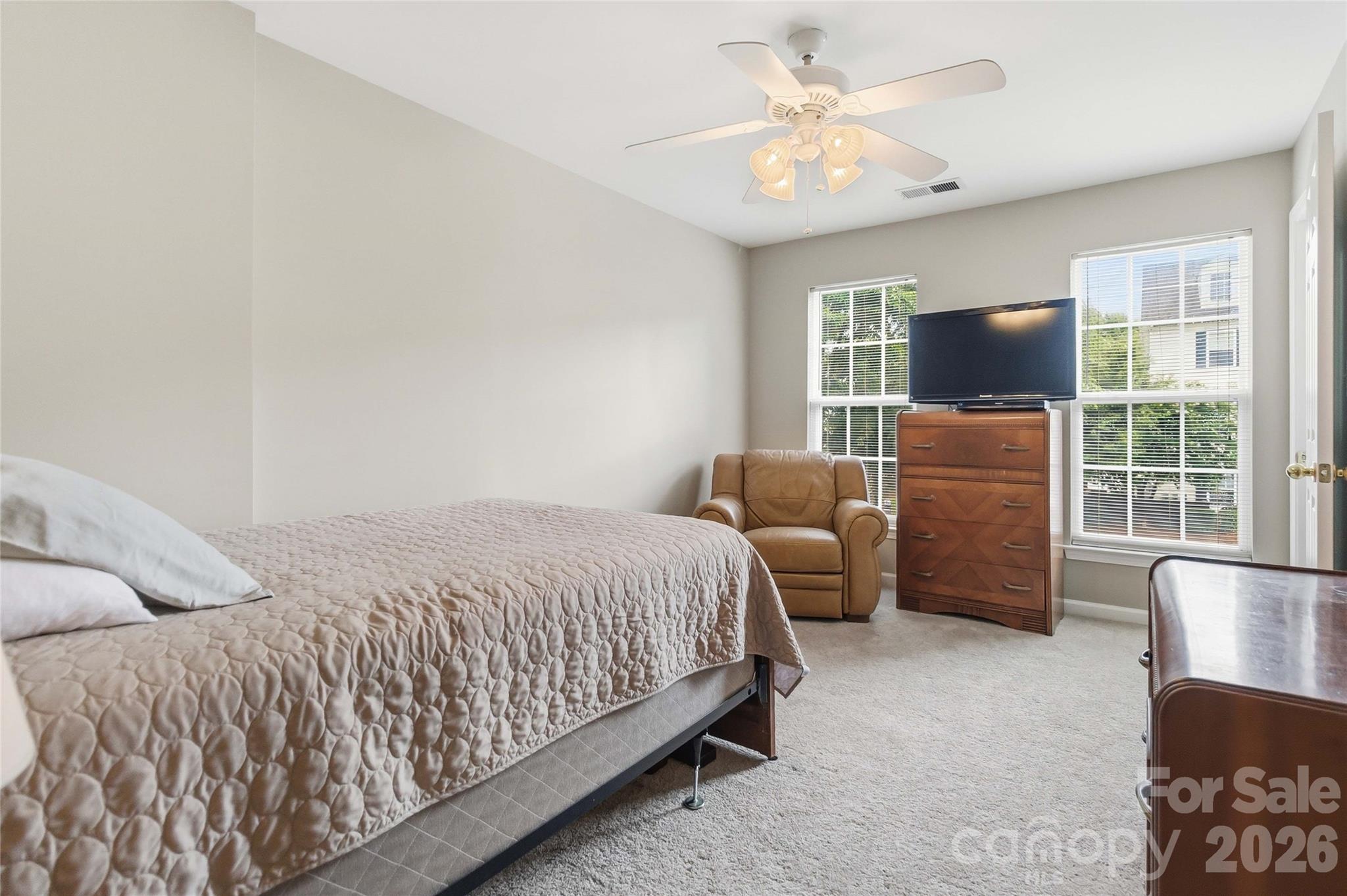3866 Carl Parmer Drive — Harrisburg