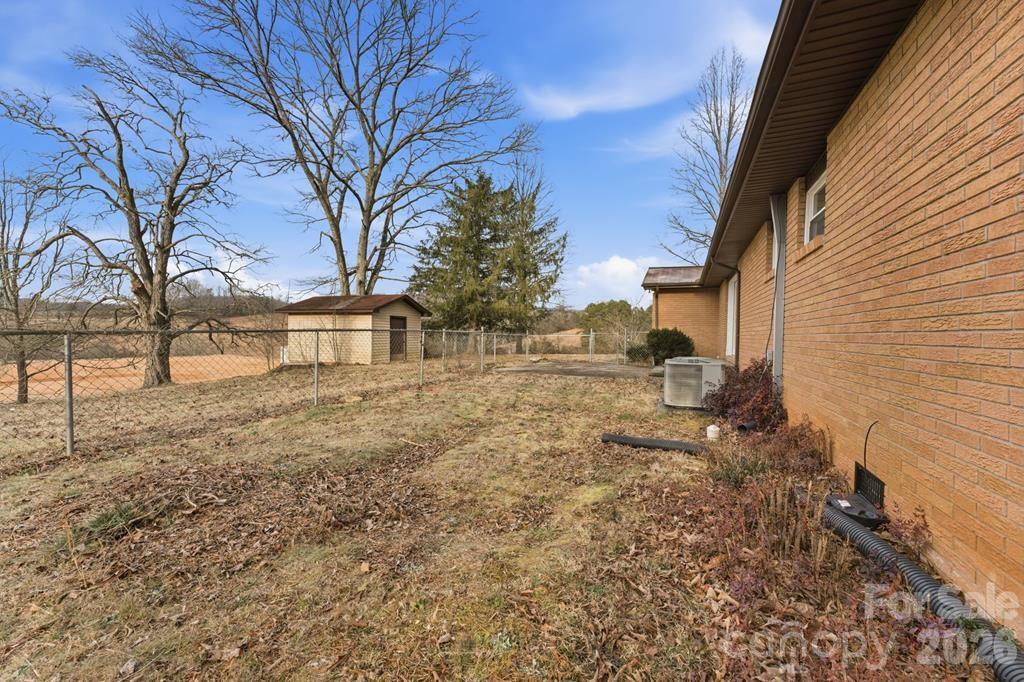 2977 HWY 64 Highway W — Hayesville