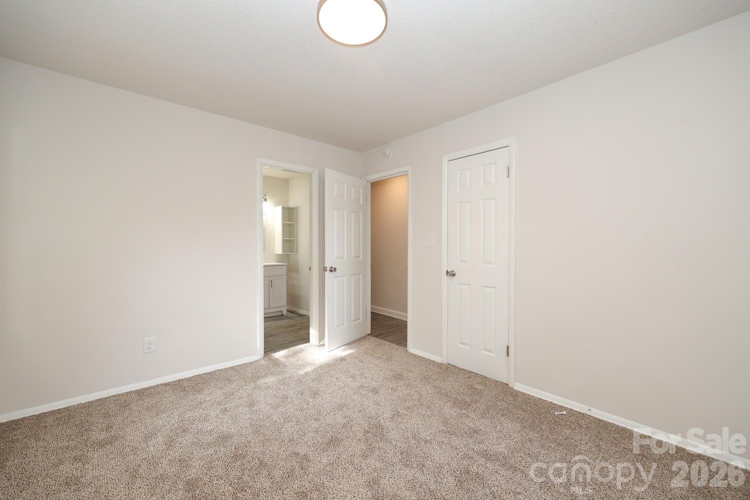 5001 Springview Road — Charlotte