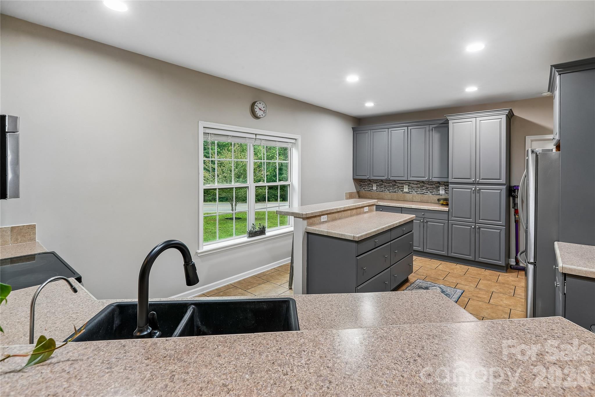 6673 Forney Hill Road — Denver