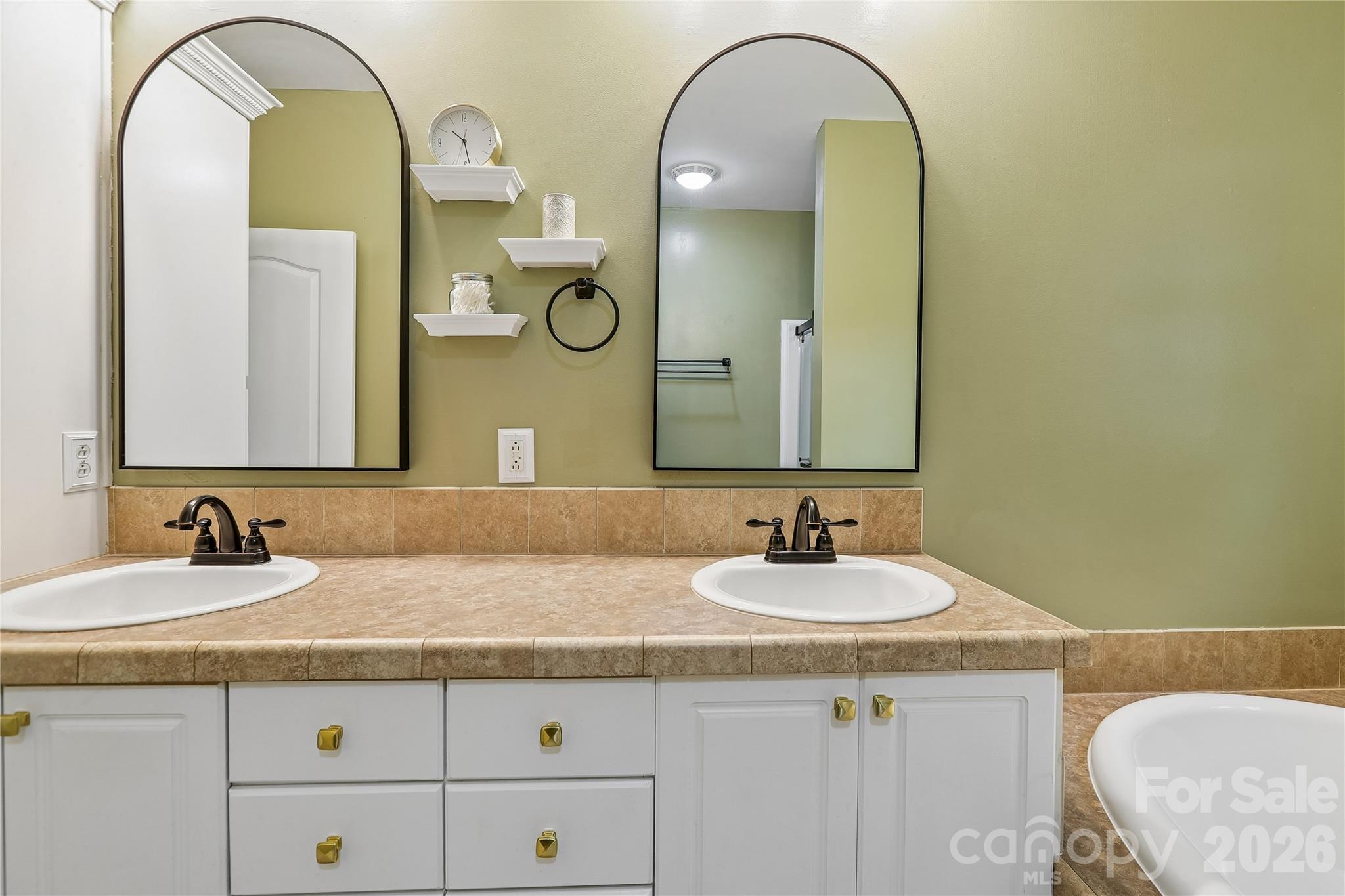 6673 Forney Hill Road — Denver