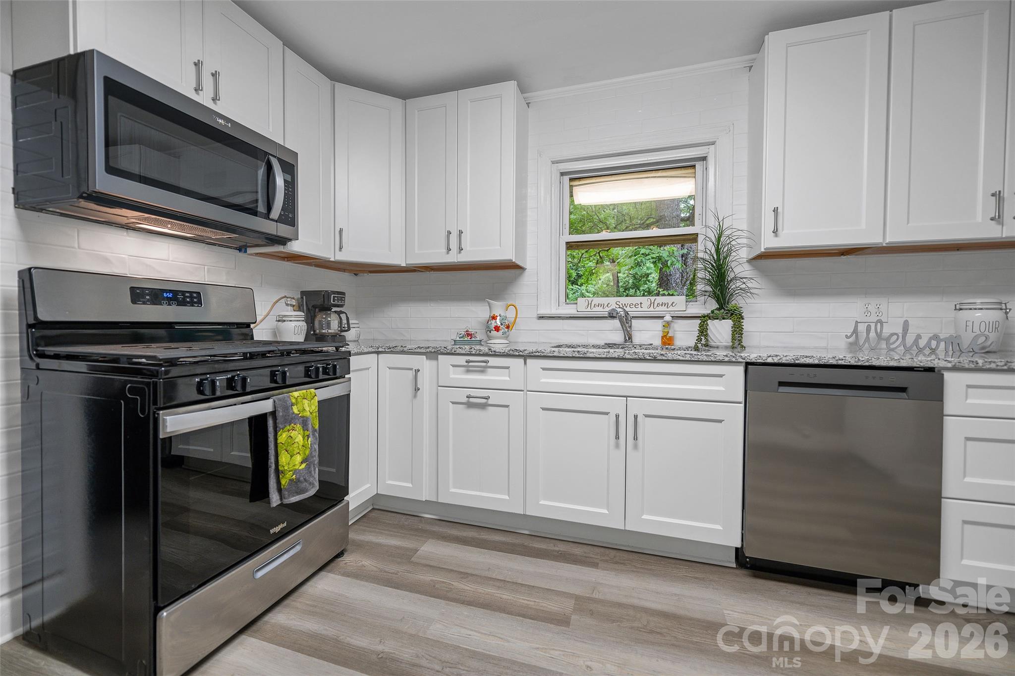938 E 6th Avenue — Gastonia