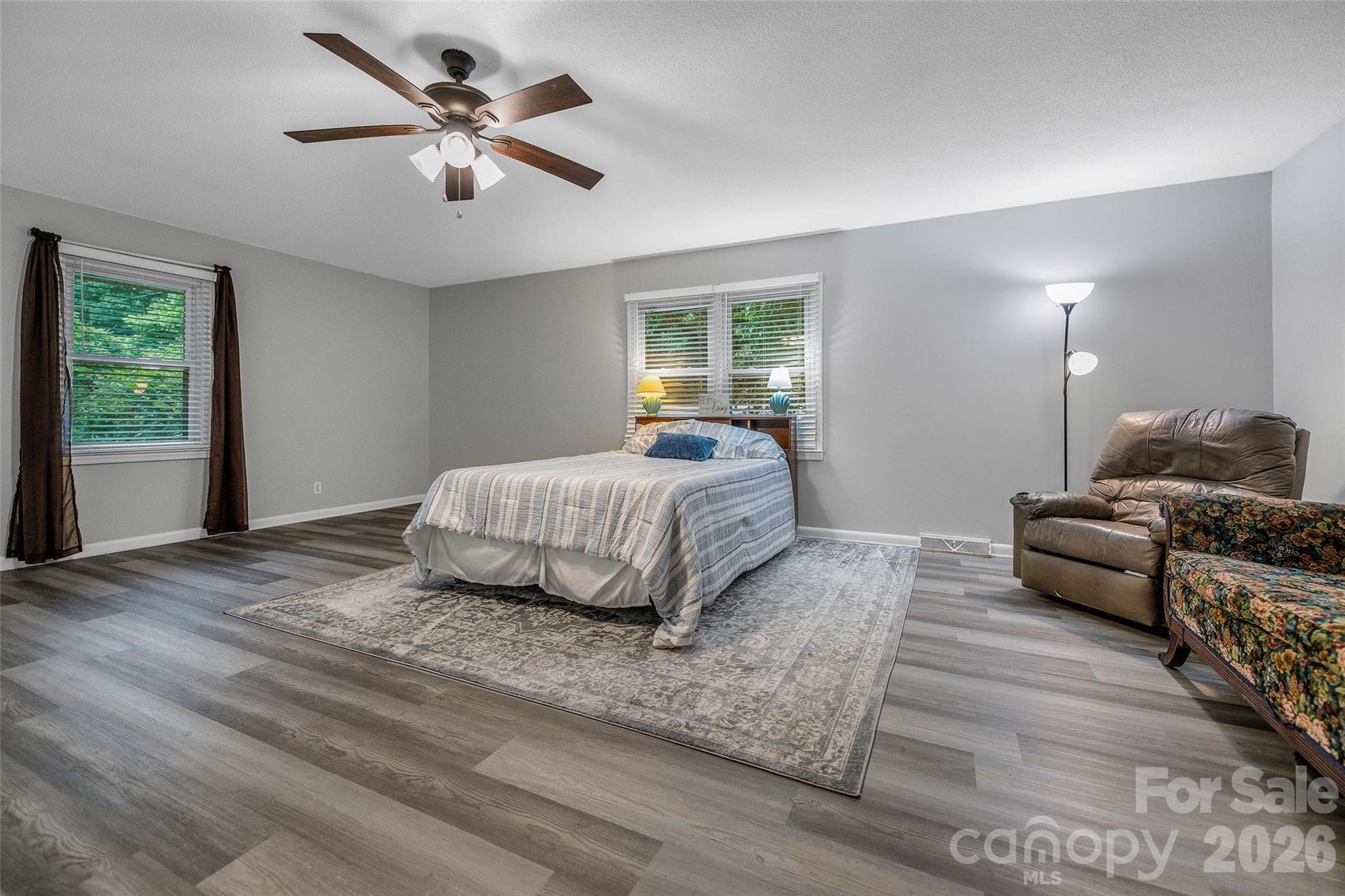 938 E 6th Avenue — Gastonia