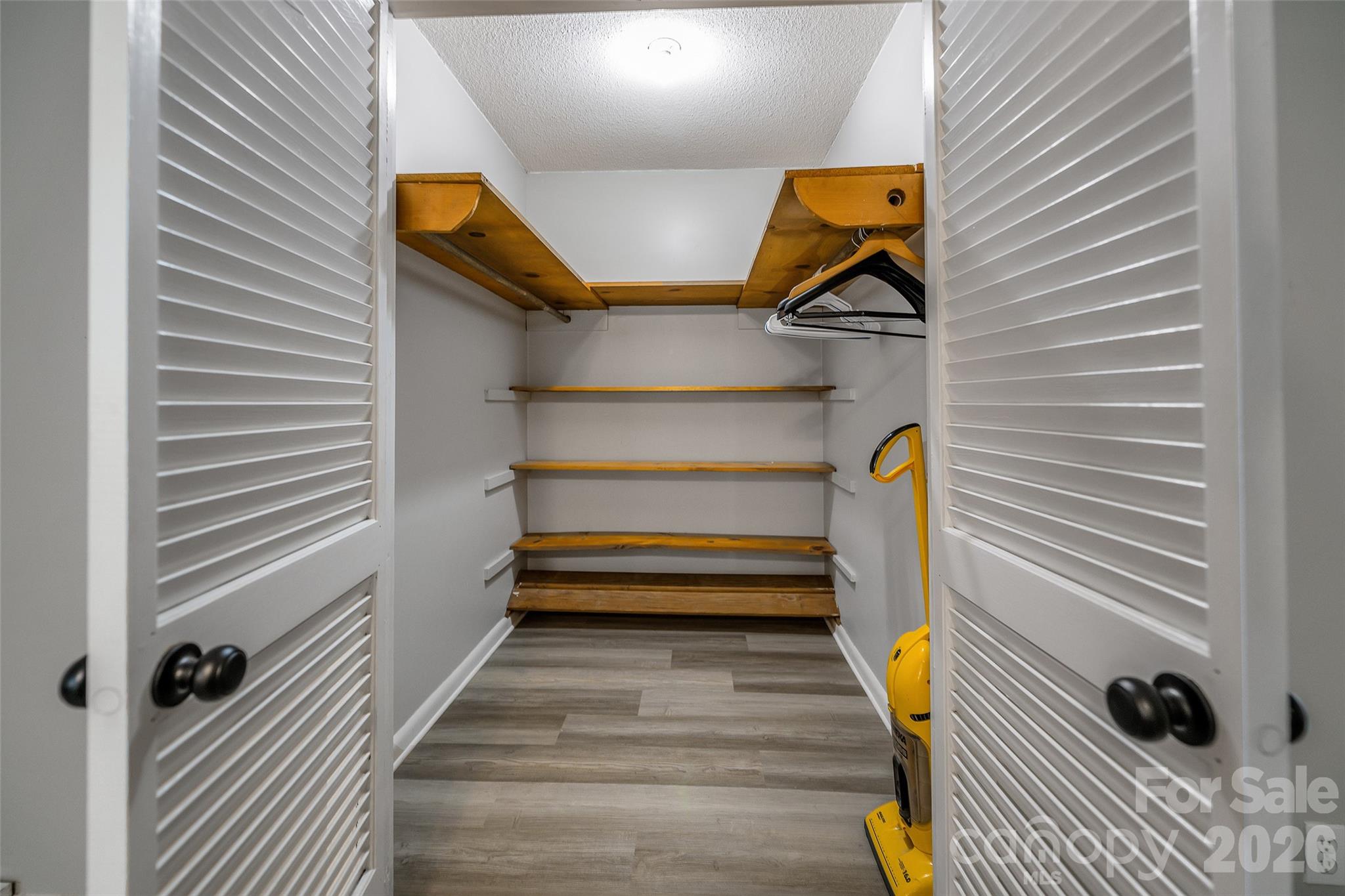 938 E 6th Avenue — Gastonia