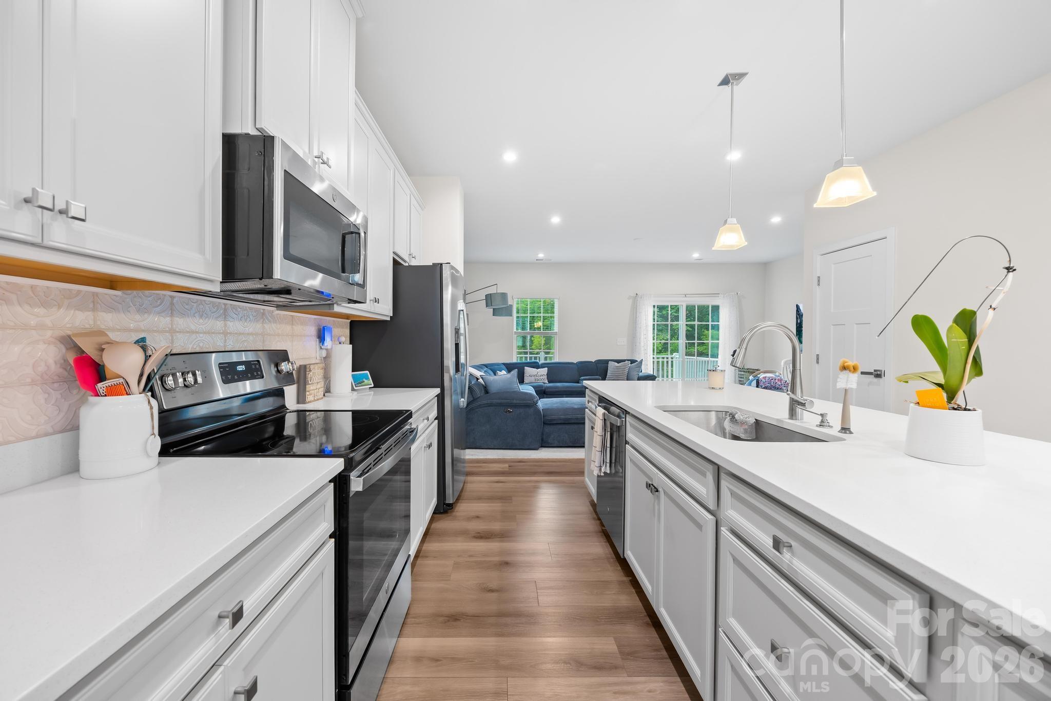 2139 Autumn Cyprus Avenue — Gastonia