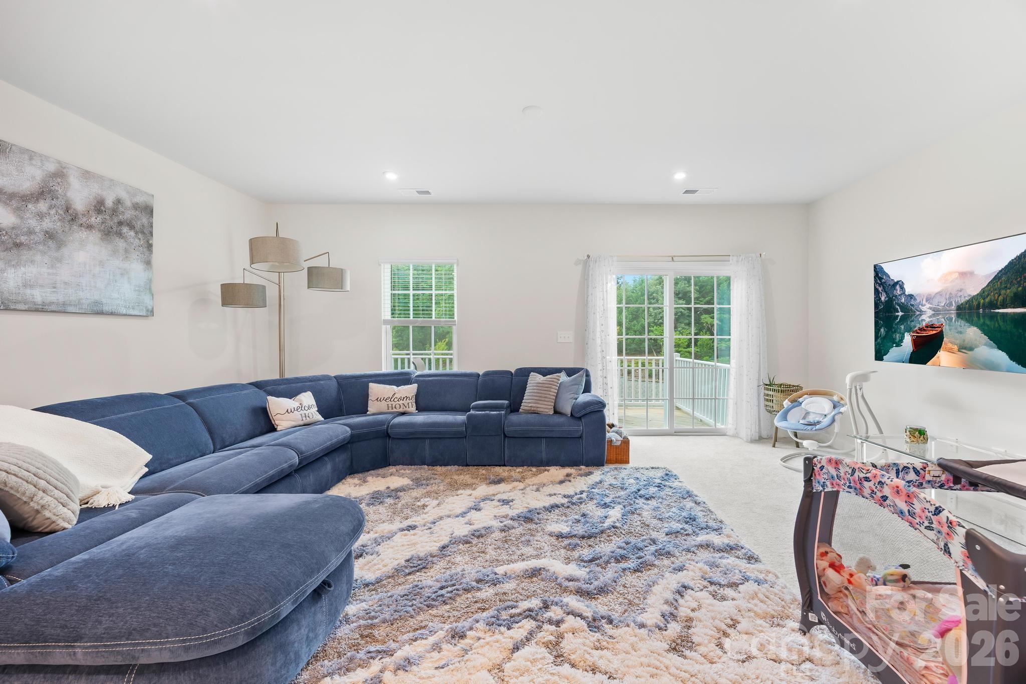 2139 Autumn Cyprus Avenue — Gastonia
