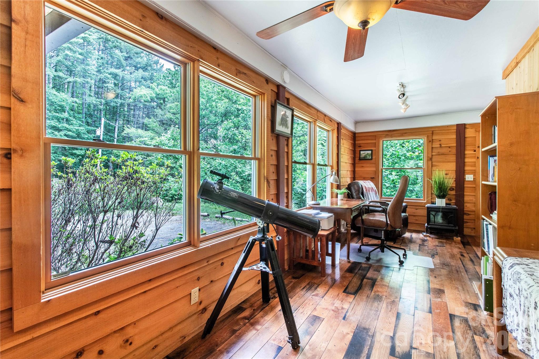 658 Tilley Creek Road — Cullowhee