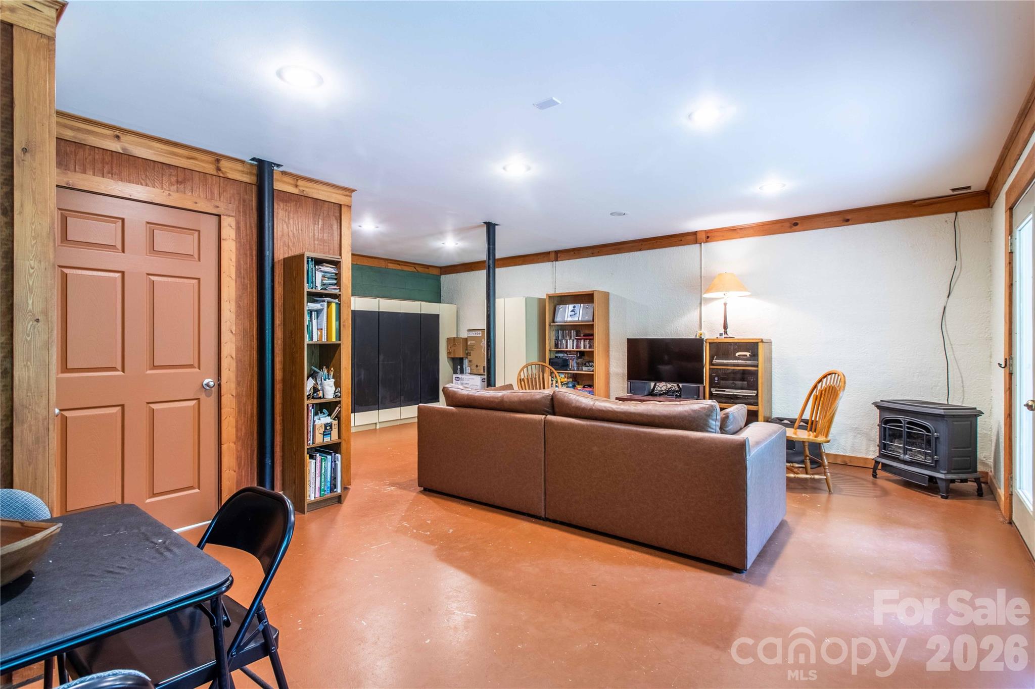 658 Tilley Creek Road — Cullowhee