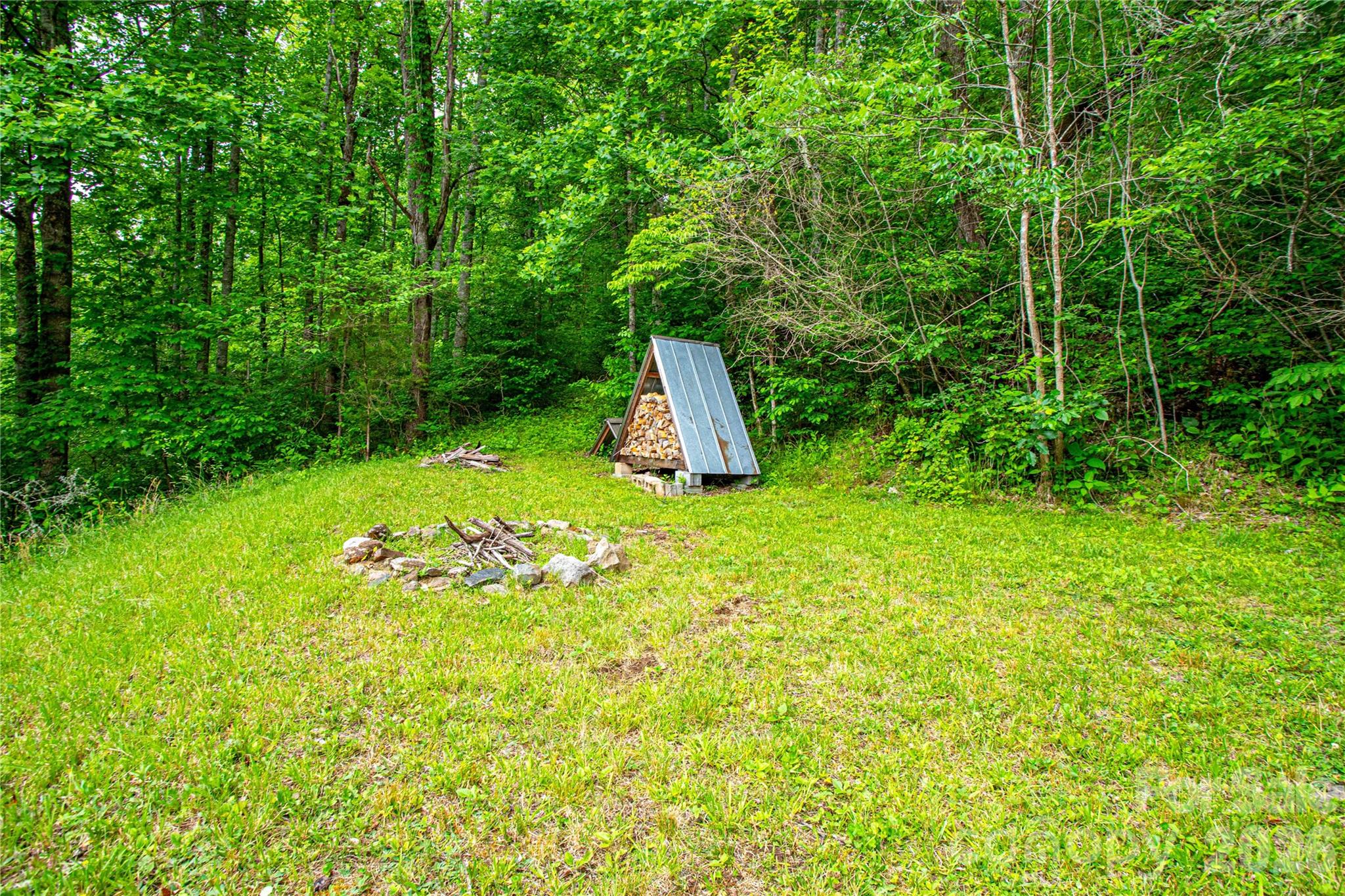 658 Tilley Creek Road — Cullowhee