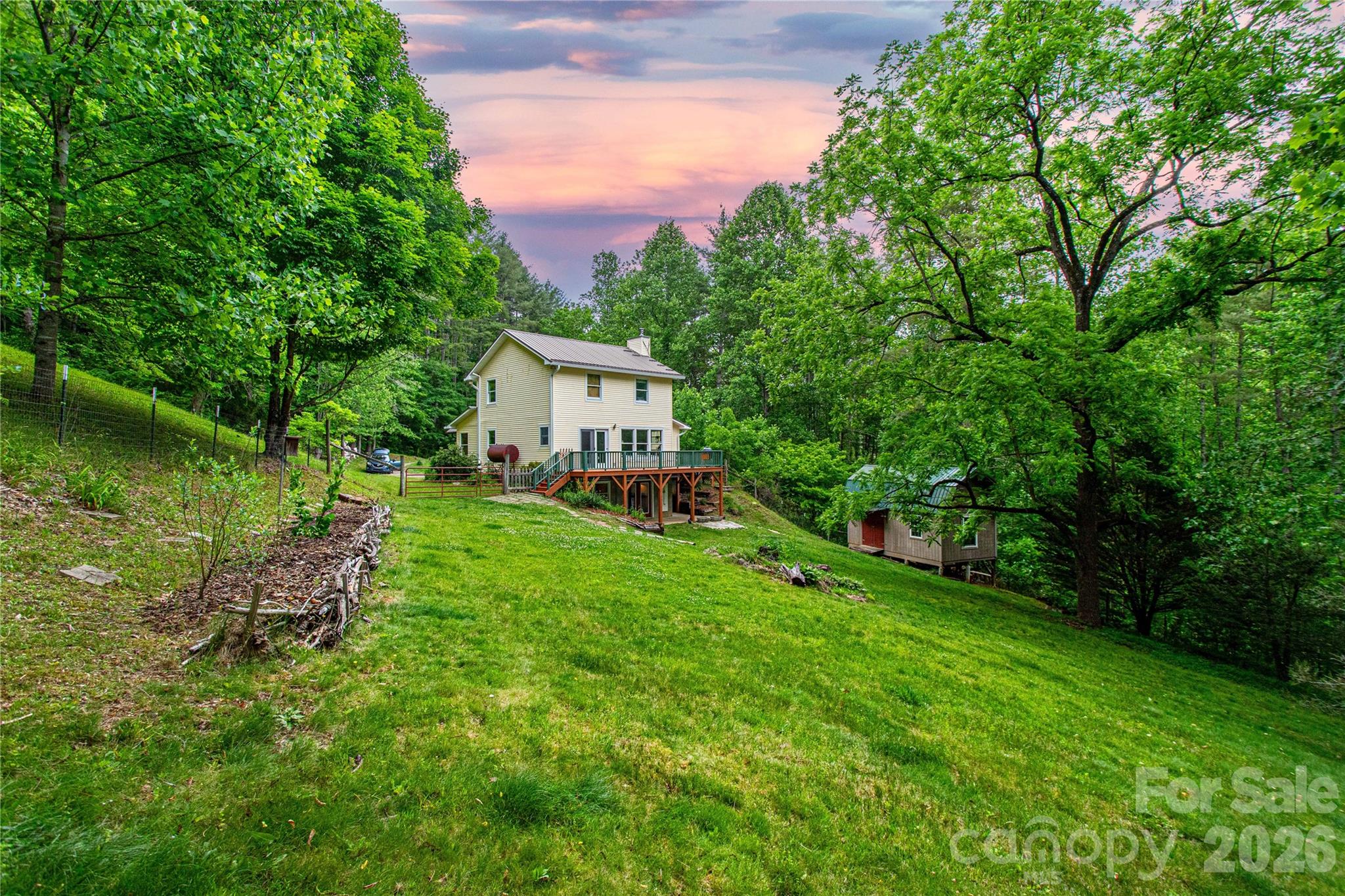658 Tilley Creek Road — Cullowhee