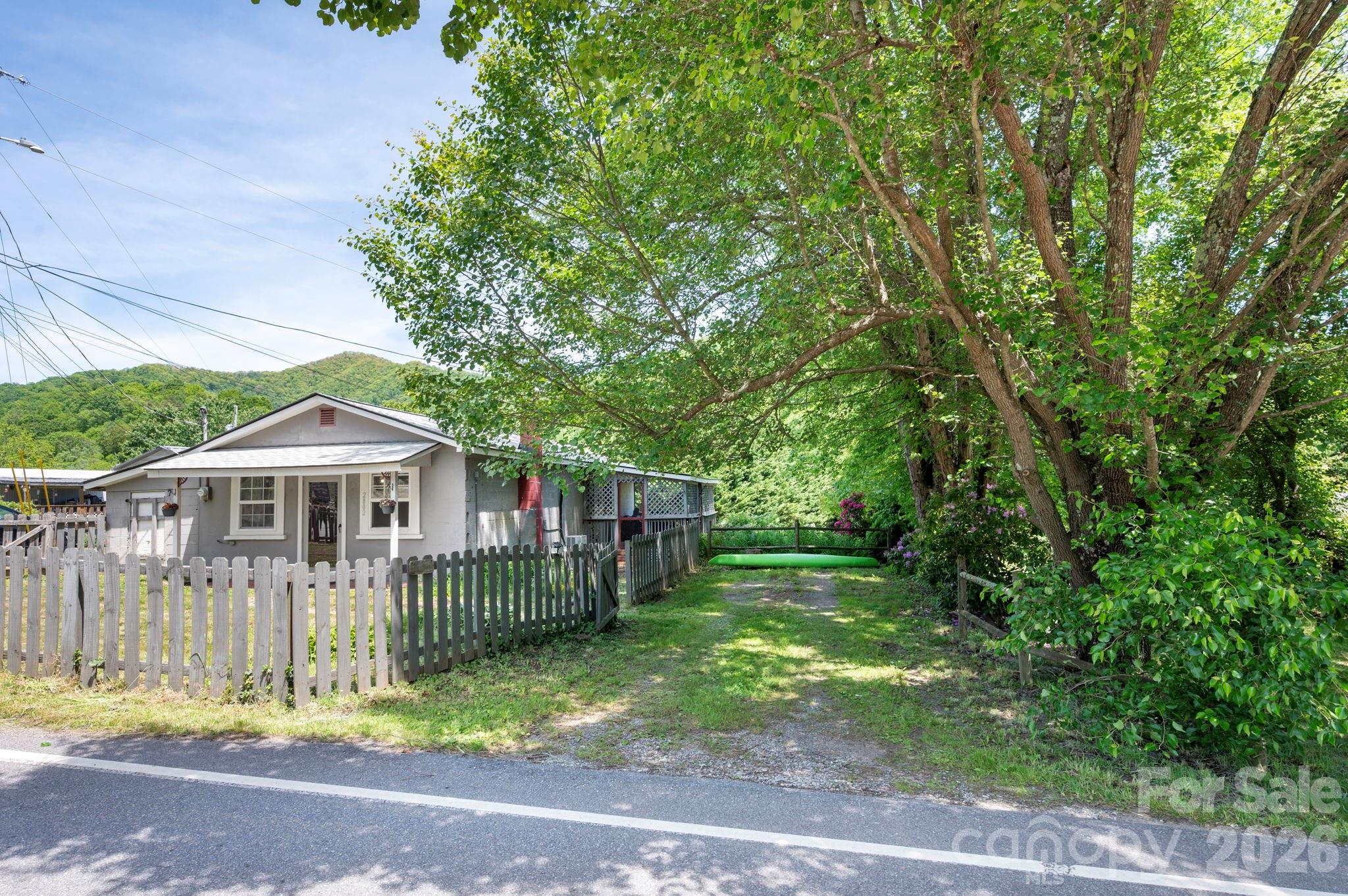 2802 Beaverdam Road — Canton