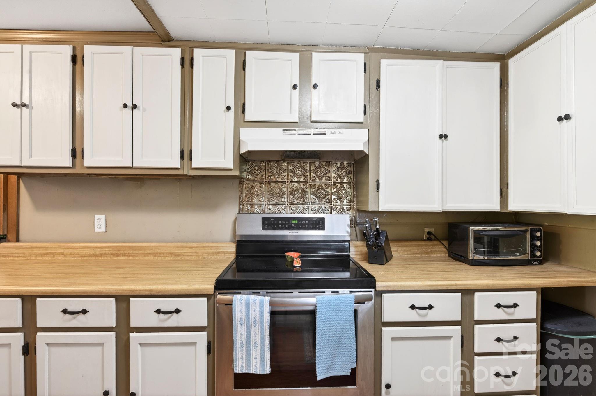 2802 Beaverdam Road — Canton
