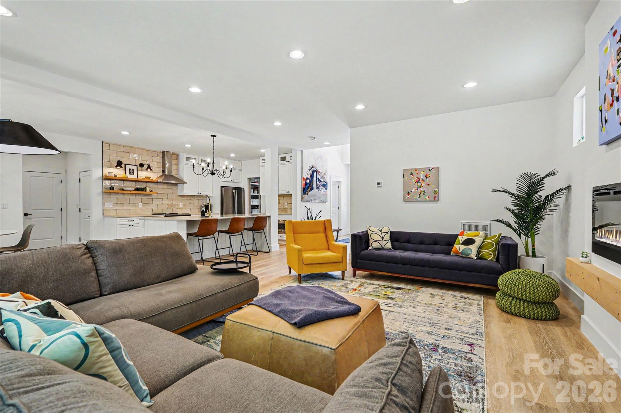 8208 New Town Road — Waxhaw