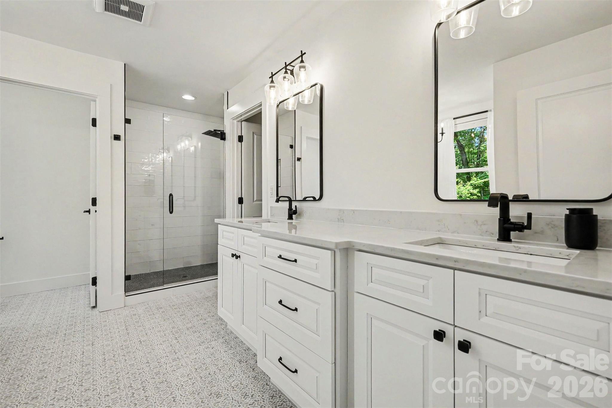 8208 New Town Road — Waxhaw