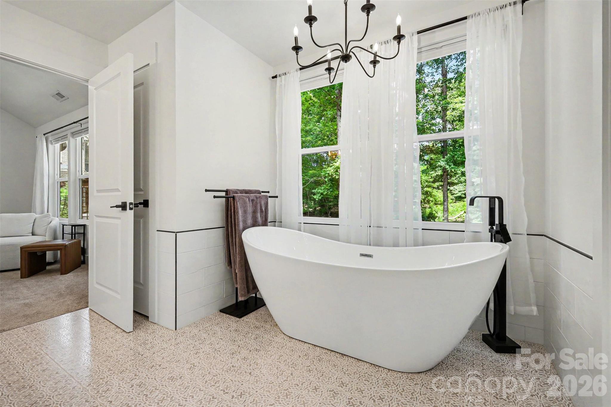 8208 New Town Road — Waxhaw