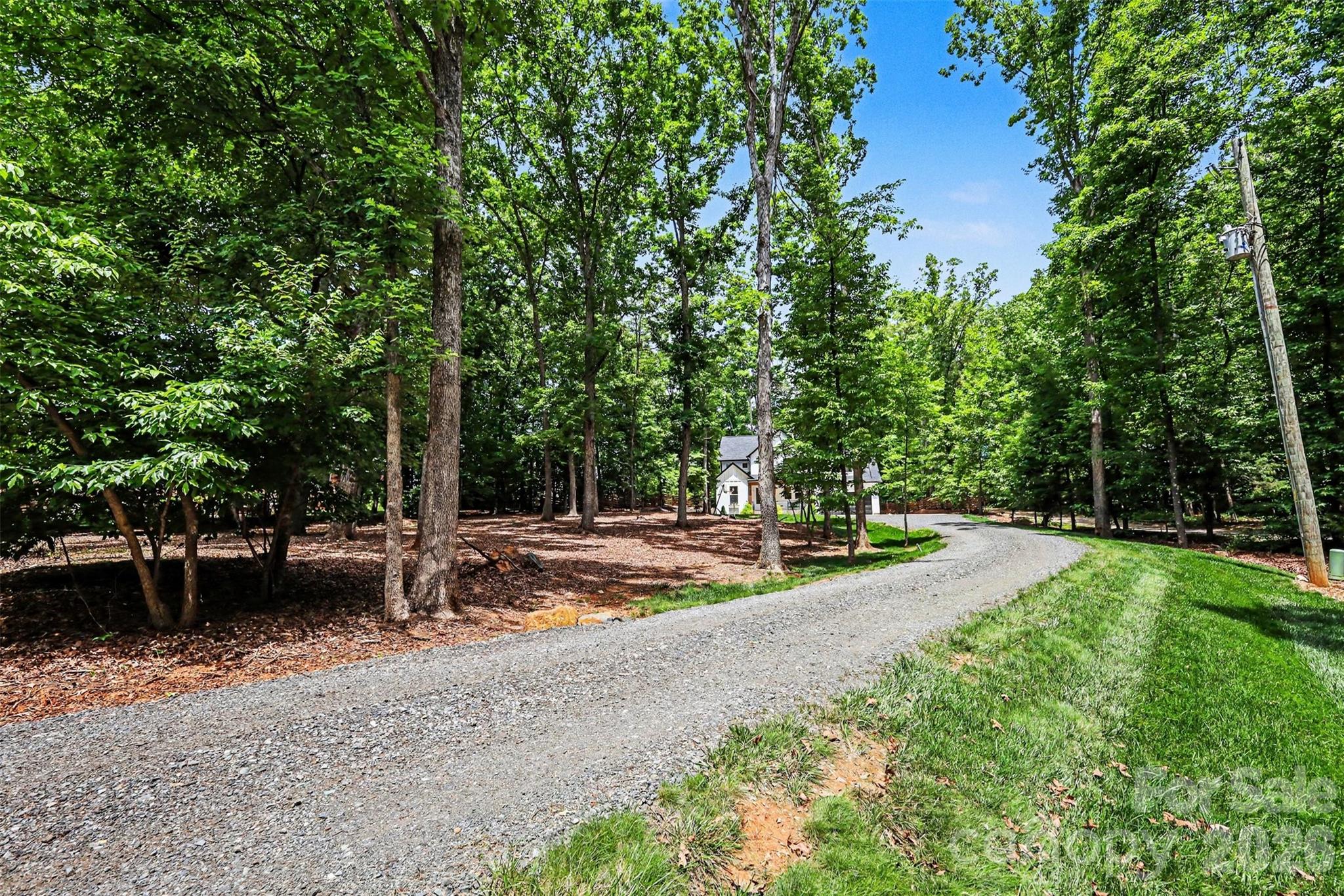8208 New Town Road — Waxhaw