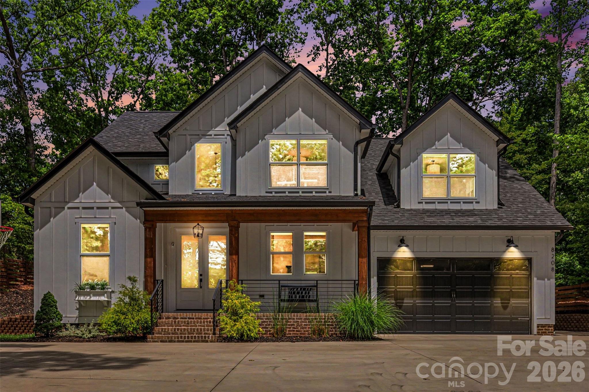 8208 New Town Road — Waxhaw