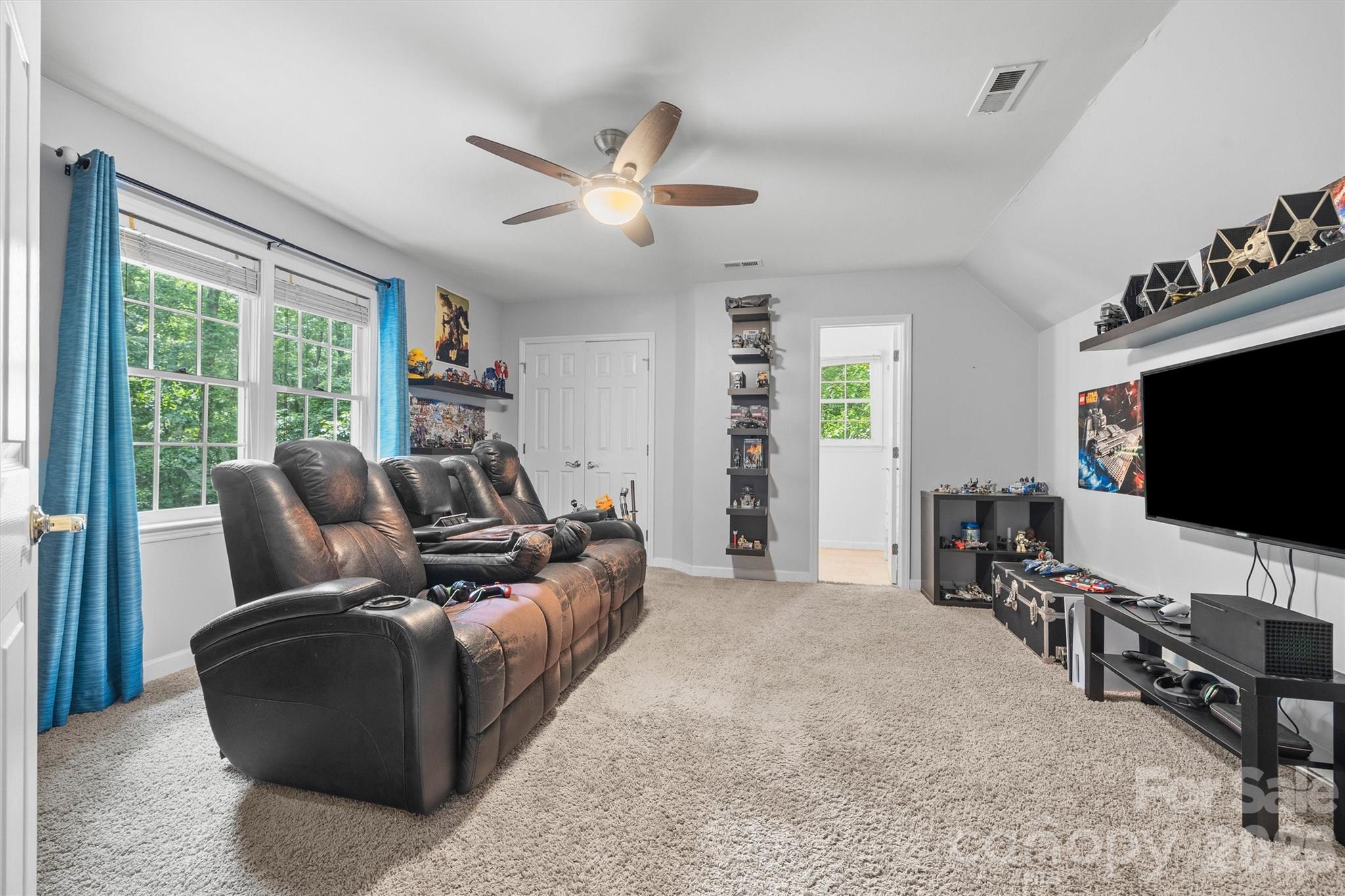 5501 Providence Glen Road — Charlotte