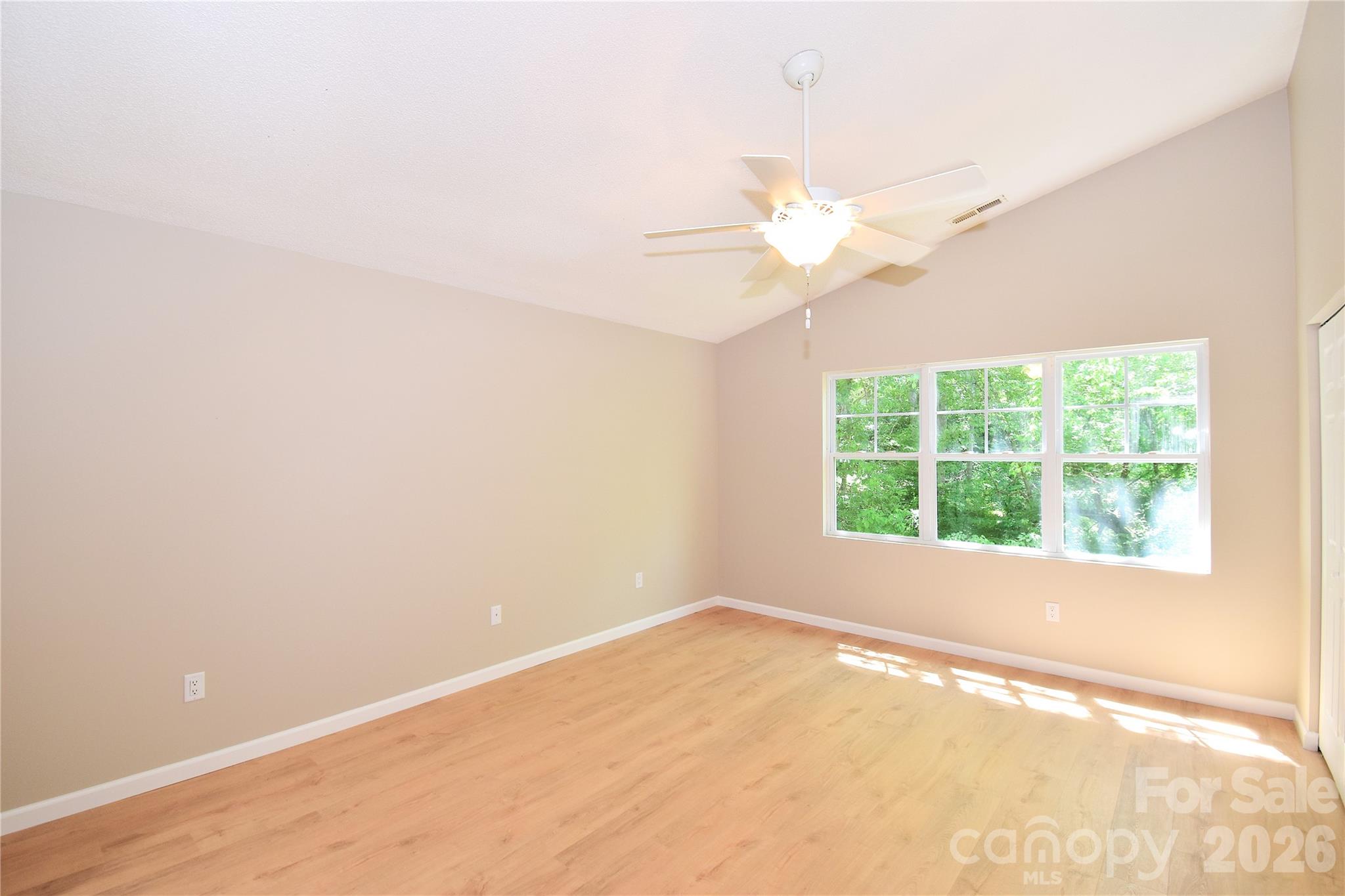 176 Clear Creekside Drive — Hendersonville
