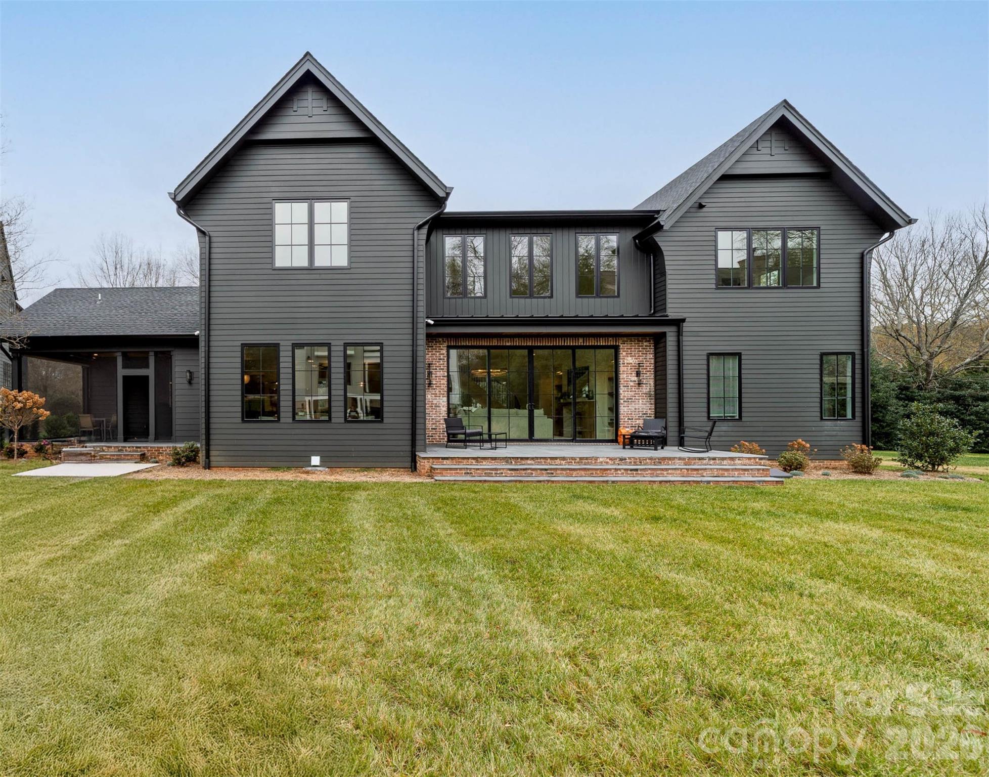 9119 Summer Club Road — Charlotte