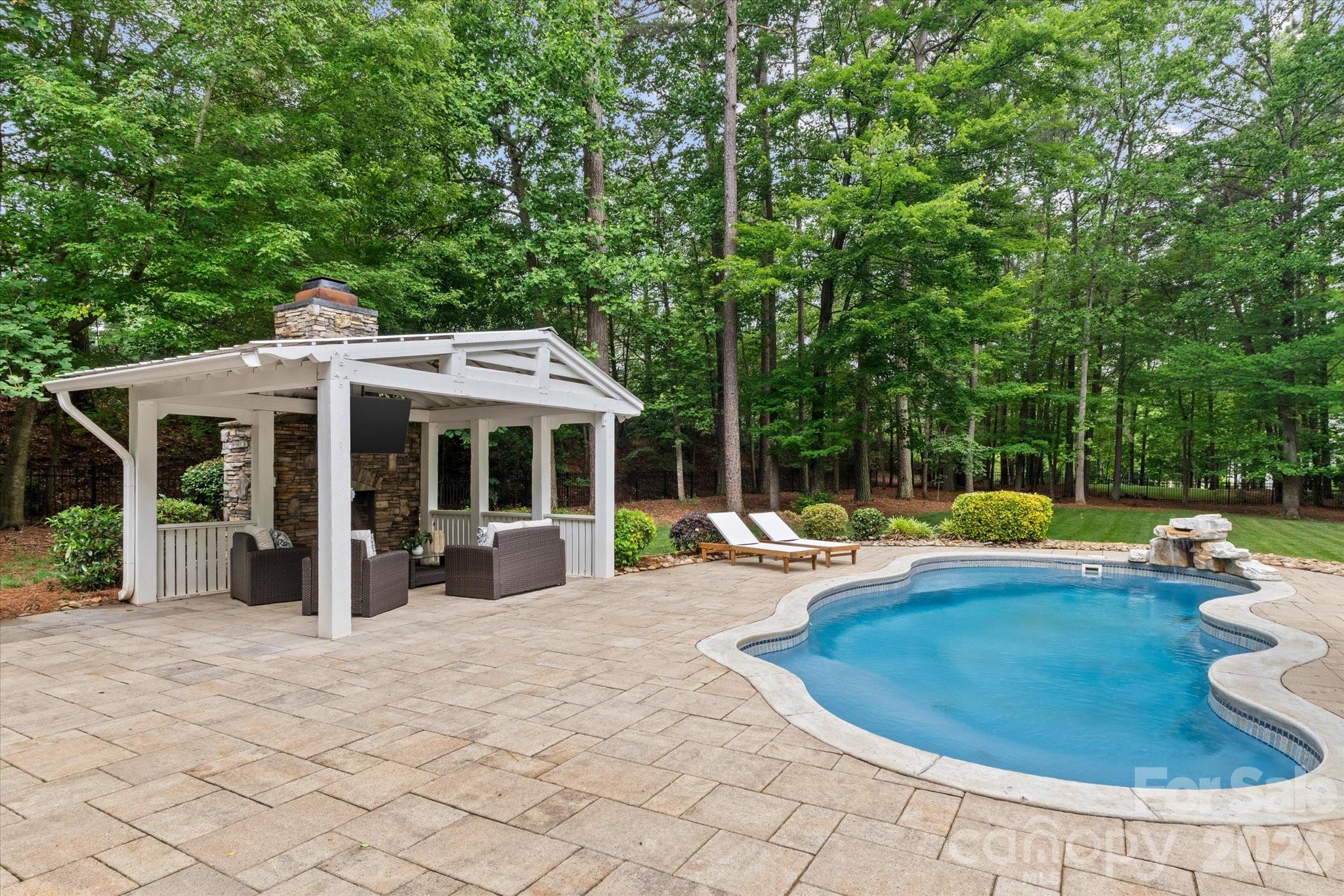 107 Kapp Place Road — Mooresville