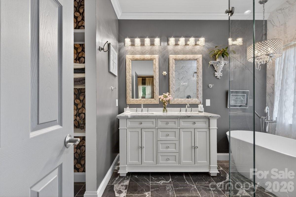 11219 Isthmus Court — Charlotte