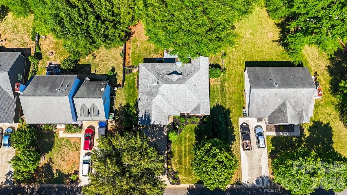 11219 Isthmus Court — Charlotte